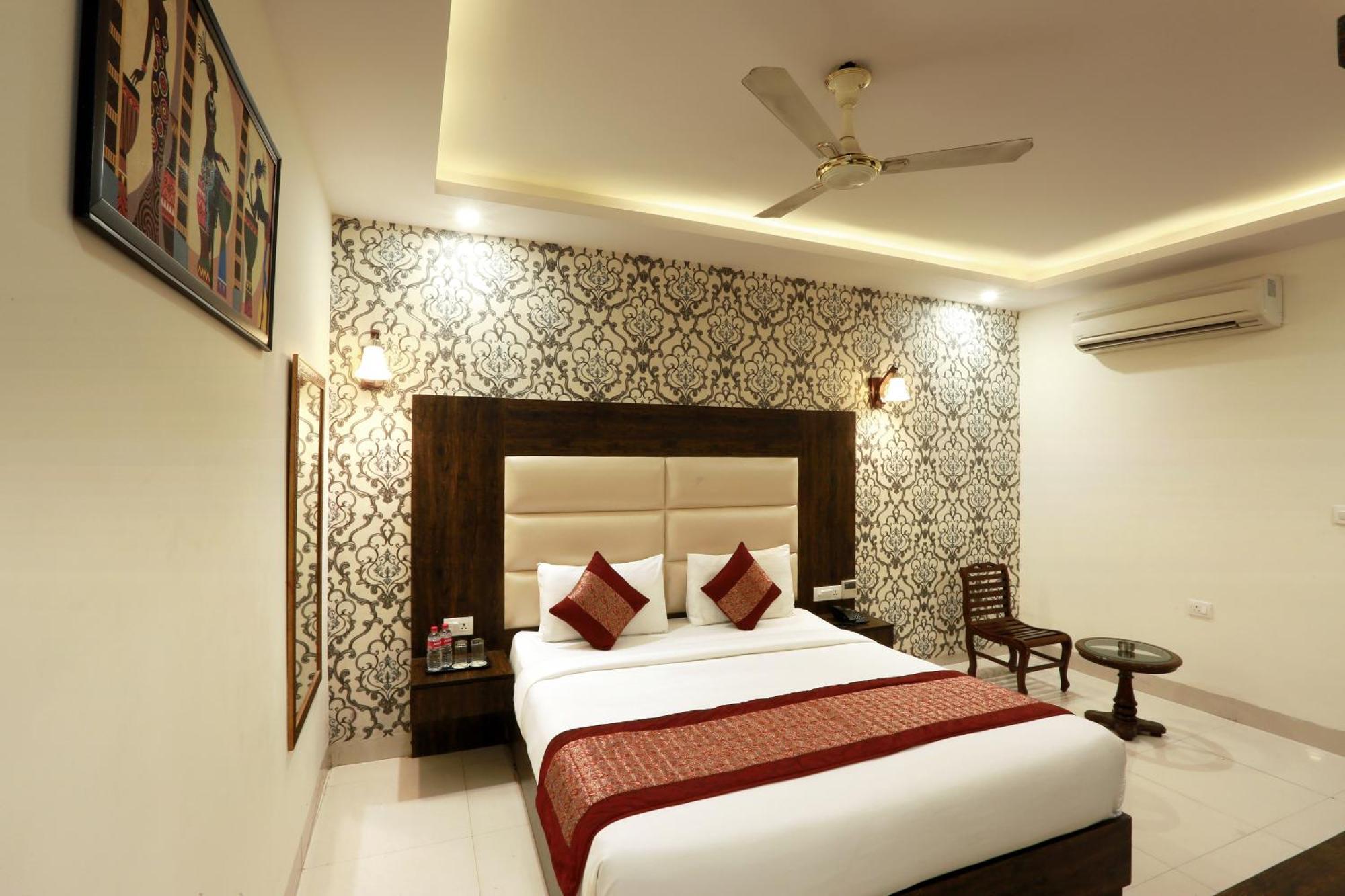 Airport Delhi Aerocity Inn Plaza Nowe Delhi Zewnętrze zdjęcie